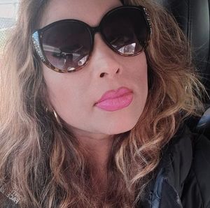 Meet your Posher, Beatriz